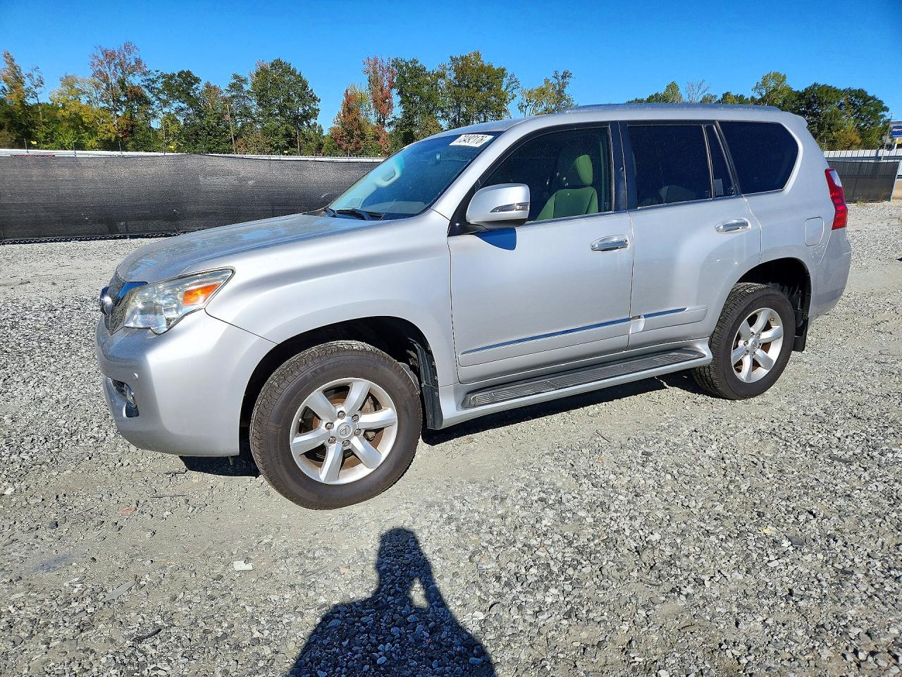 2012 LEXUS GX — დაზიანების ფოტო (MINOR DENT/SCRATCHES) Copart-ის აუქციონიდან